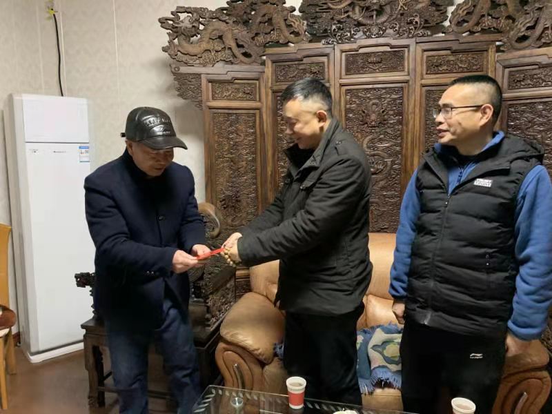 衡陽幼高專開展春節(jié)前走訪慰問活動(dòng)