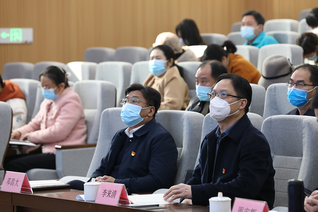 市委組織部部長、市委統(tǒng)戰(zhàn)部部長胡緒陽來衡陽幼兒師專宣講黨的二十大精神