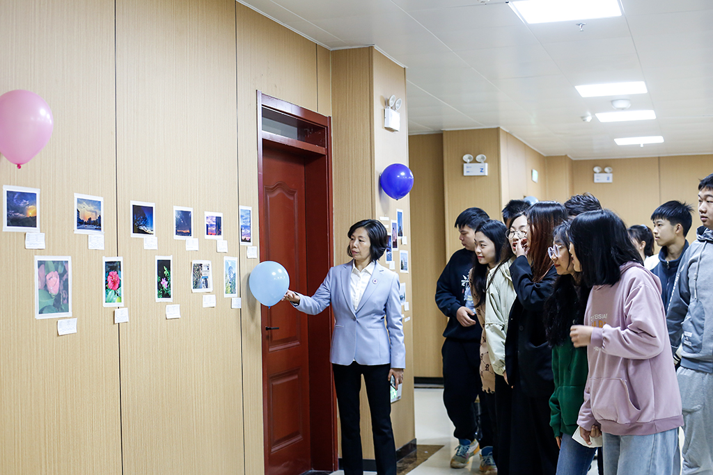 衡陽幼兒師專舉辦“以書敘情義，以畫見遠(yuǎn)方”藝術(shù)展